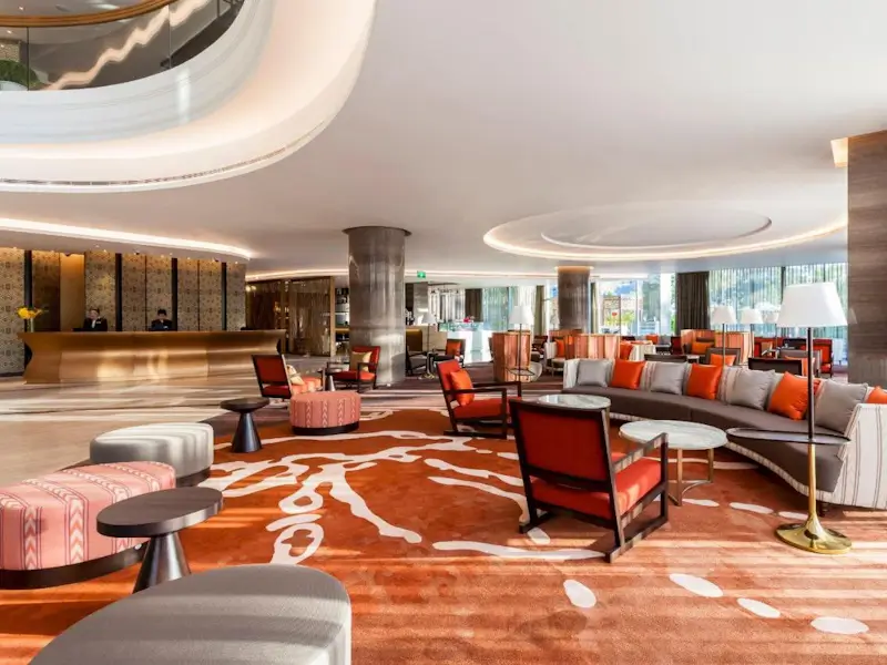 Crowne Plaza -LAOS