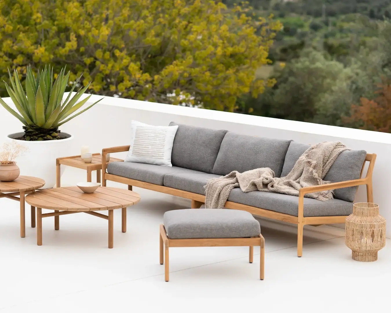 outdoor-furniture